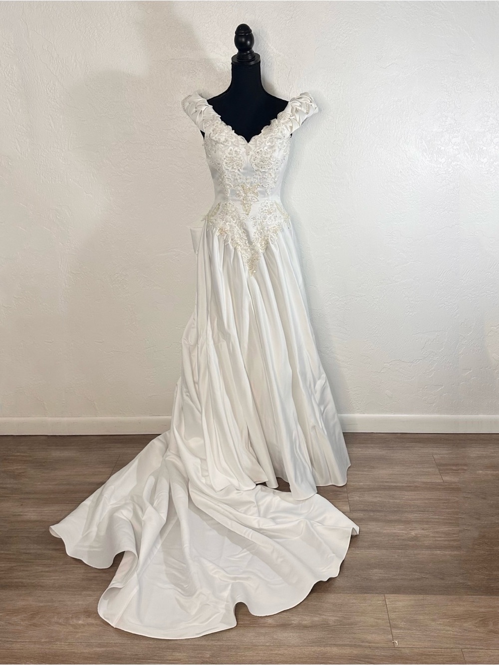 Vintage Michelangelo wedding dress